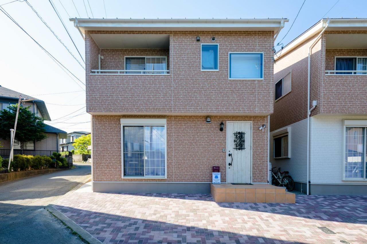 Villa Hanasaku 富士河口湖町a棟 Exteriör bild